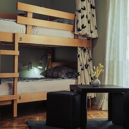 Skopje Downtown Hostel エクステリア 写真