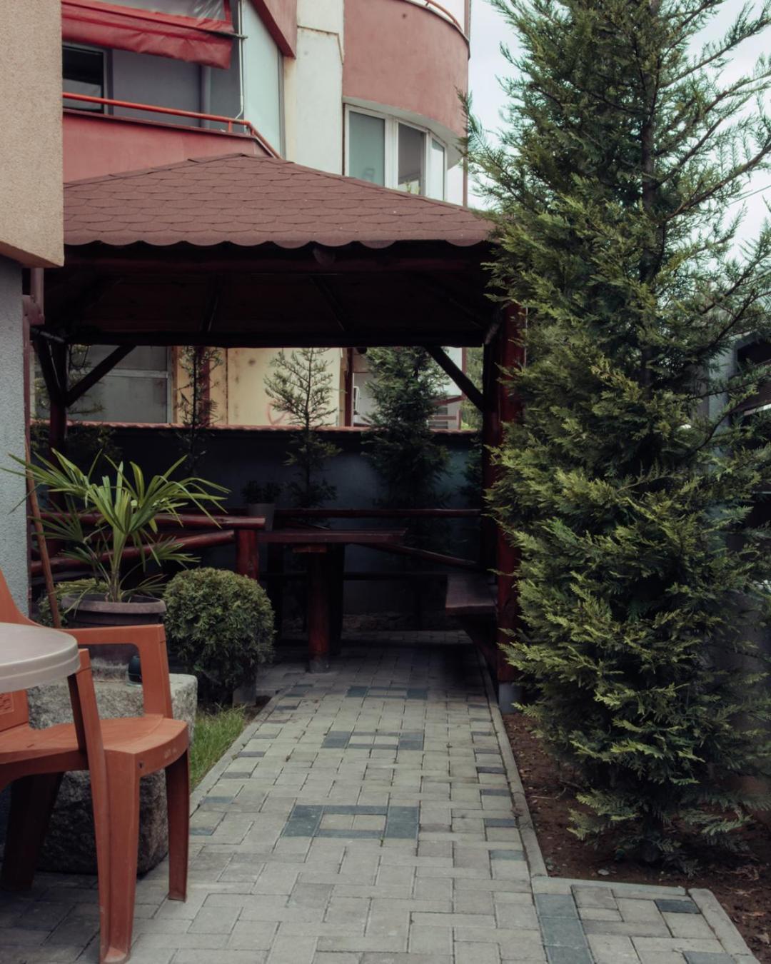 Skopje Downtown Hostel エクステリア 写真